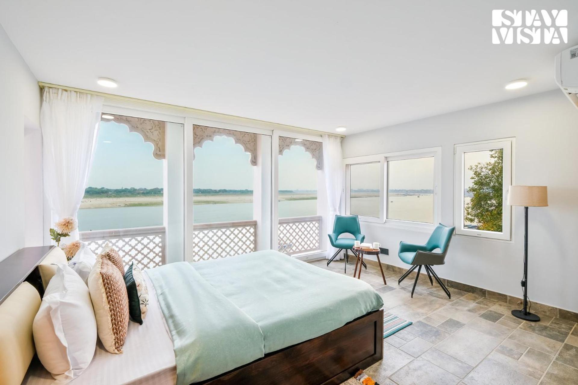 Stayvista At The Ganga House - Holy River Varanasi — Photos 3